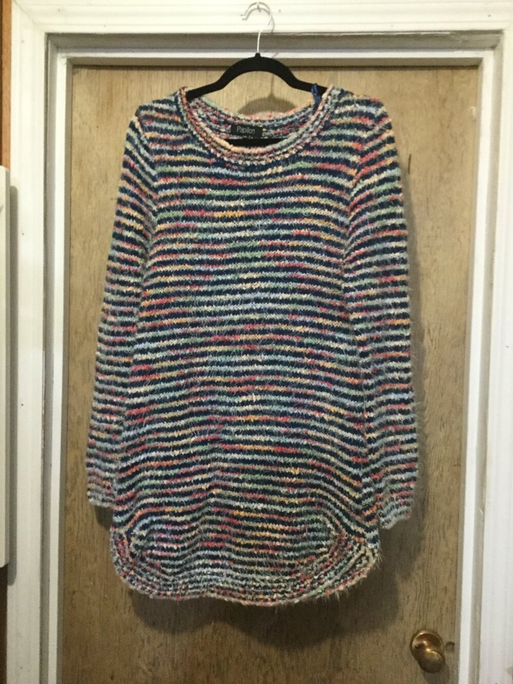 Papillon striped crewneck size medium measures 17" P2P is 31" in length